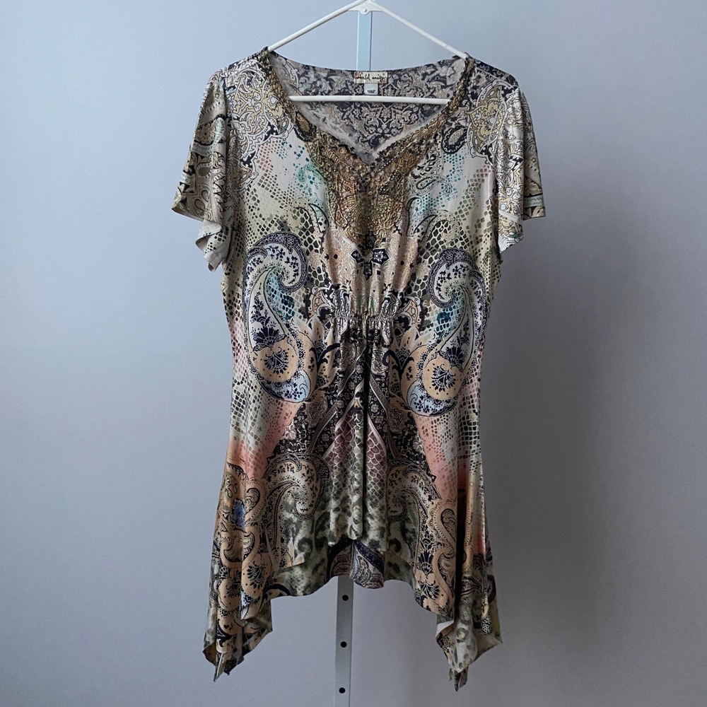 World Unity Boho Fairy Paisley Sharkbite Hem Embellished Tunic Top Small Multi
